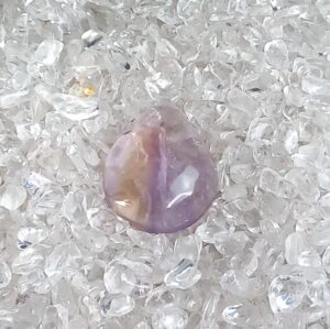 Ametrien cabochon