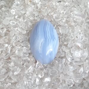 Blauwe chalcedoon cabochon