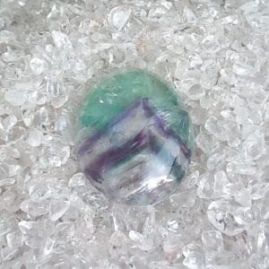 Regenboog fluoriet cabochon
